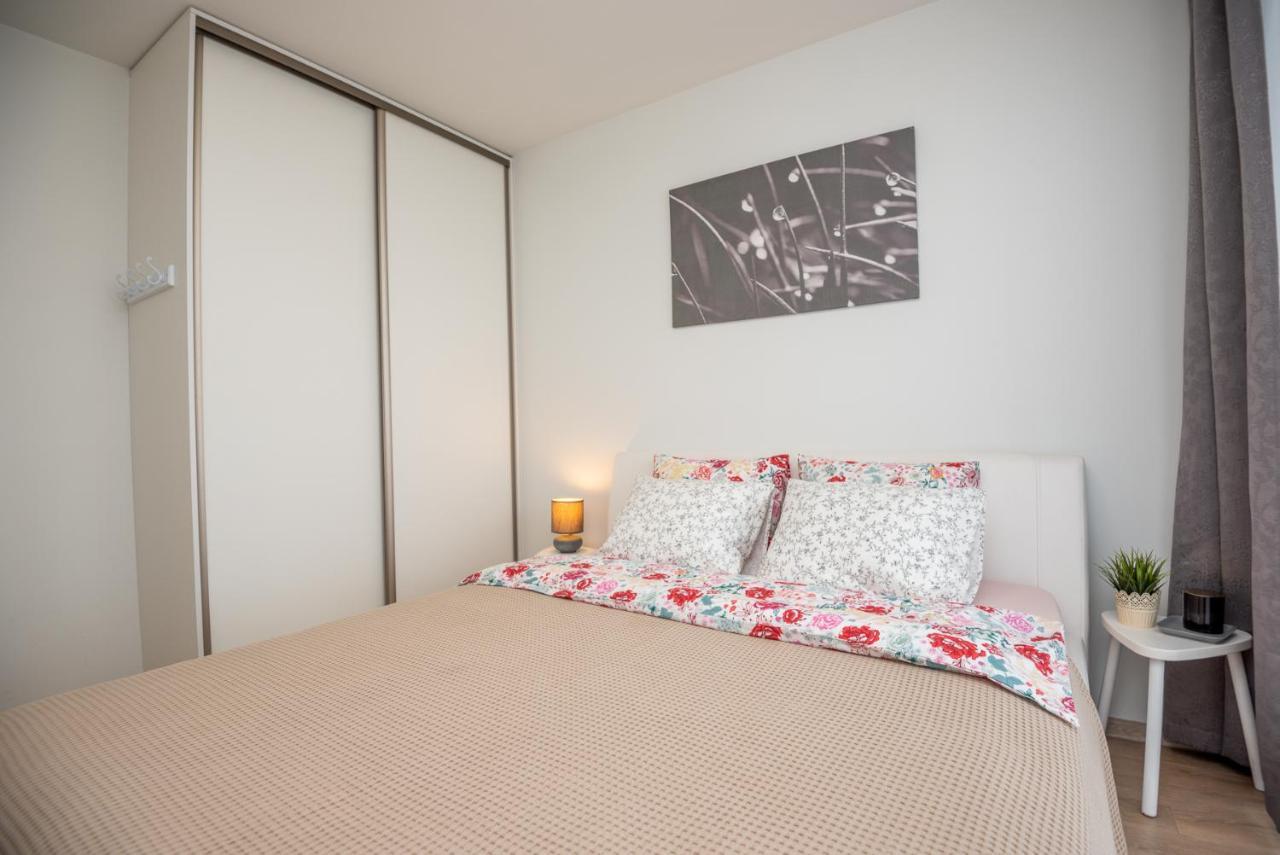 Apartament Maluno Паланга Екстер'єр фото