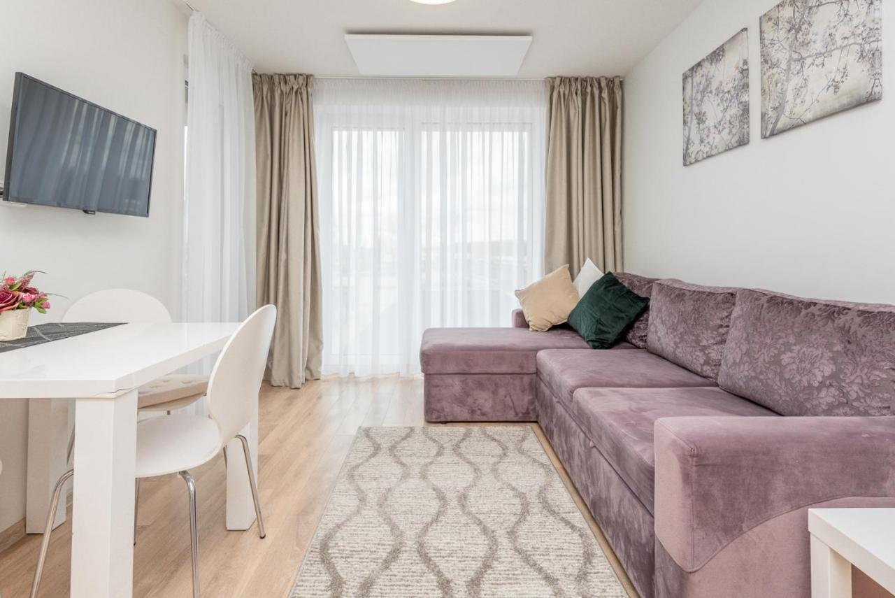 Apartament Maluno Паланга Екстер'єр фото