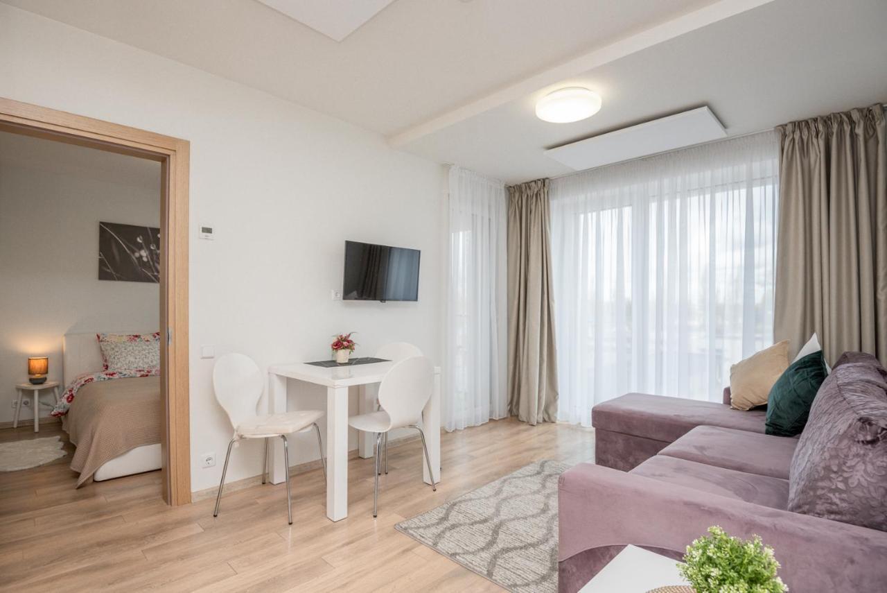 Apartament Maluno Паланга Екстер'єр фото