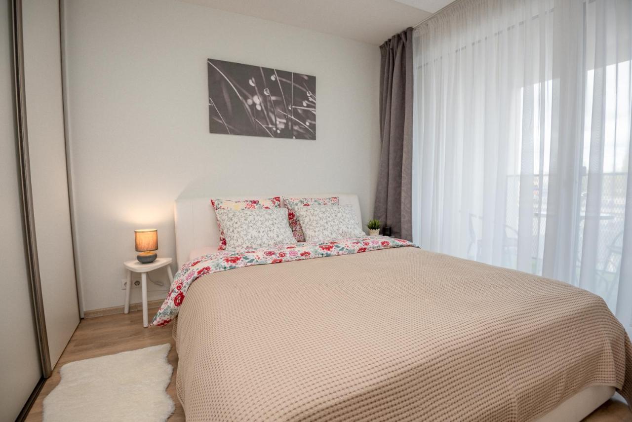 Apartament Maluno Паланга Екстер'єр фото